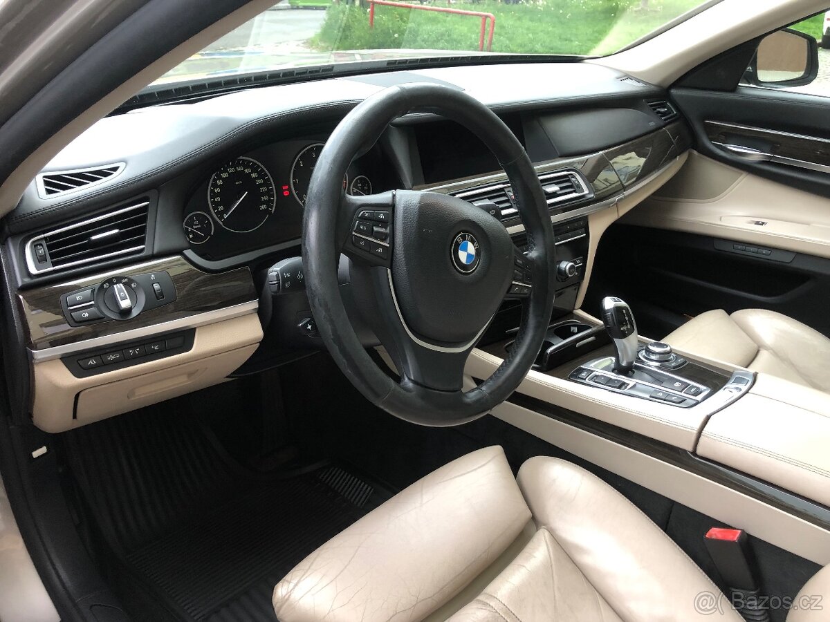BMW 740d xDrive F01 - 2
