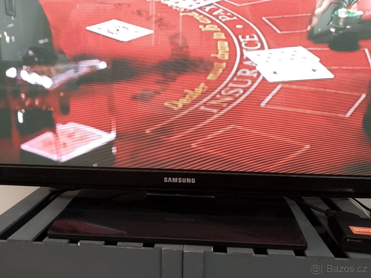Televize Samsung+set-top box GoGEN - 2