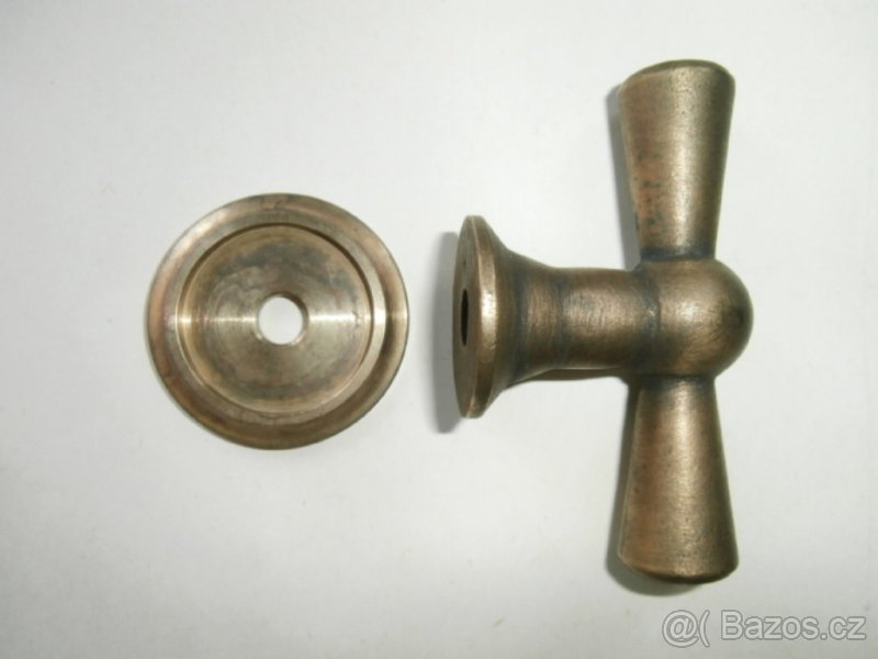 Trezor starožitný klika dveří odlitek replika za 1.000 kč - 2