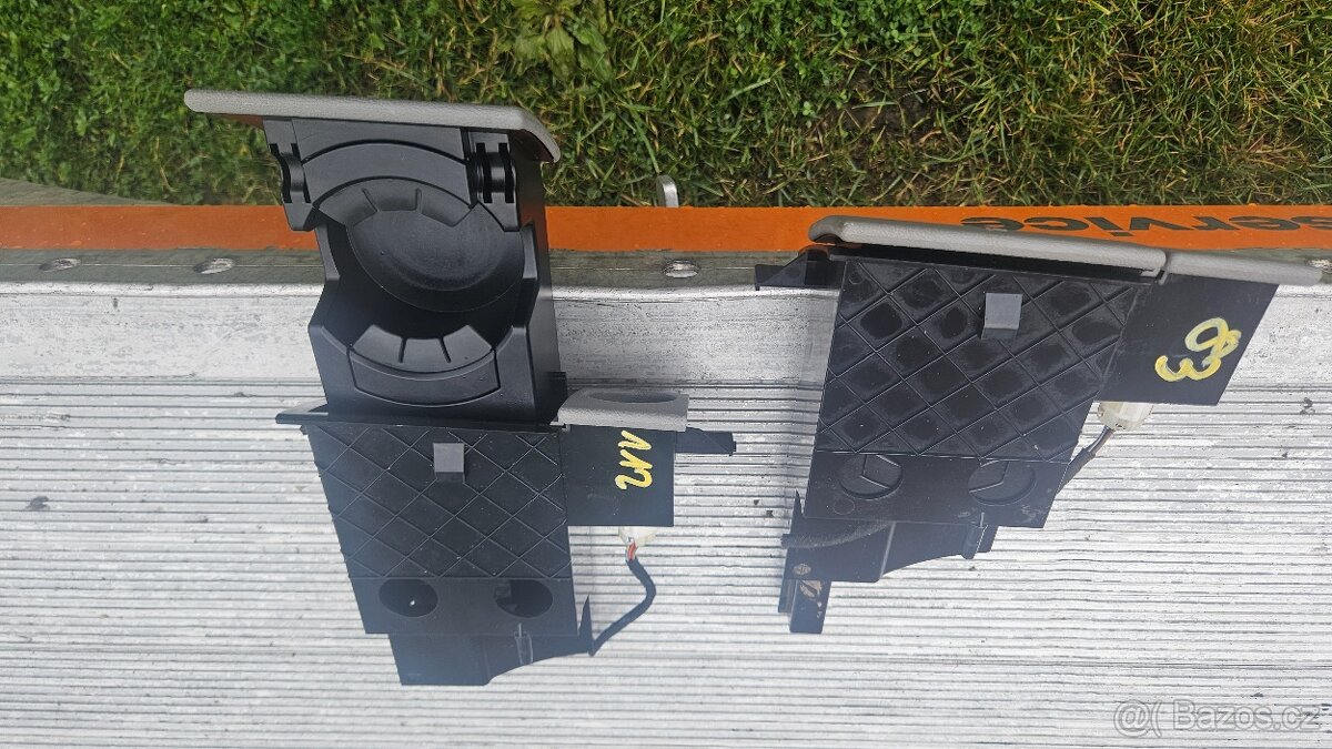 Držák nápojů VW T5 T5.1 Transporter Caravelle - 2