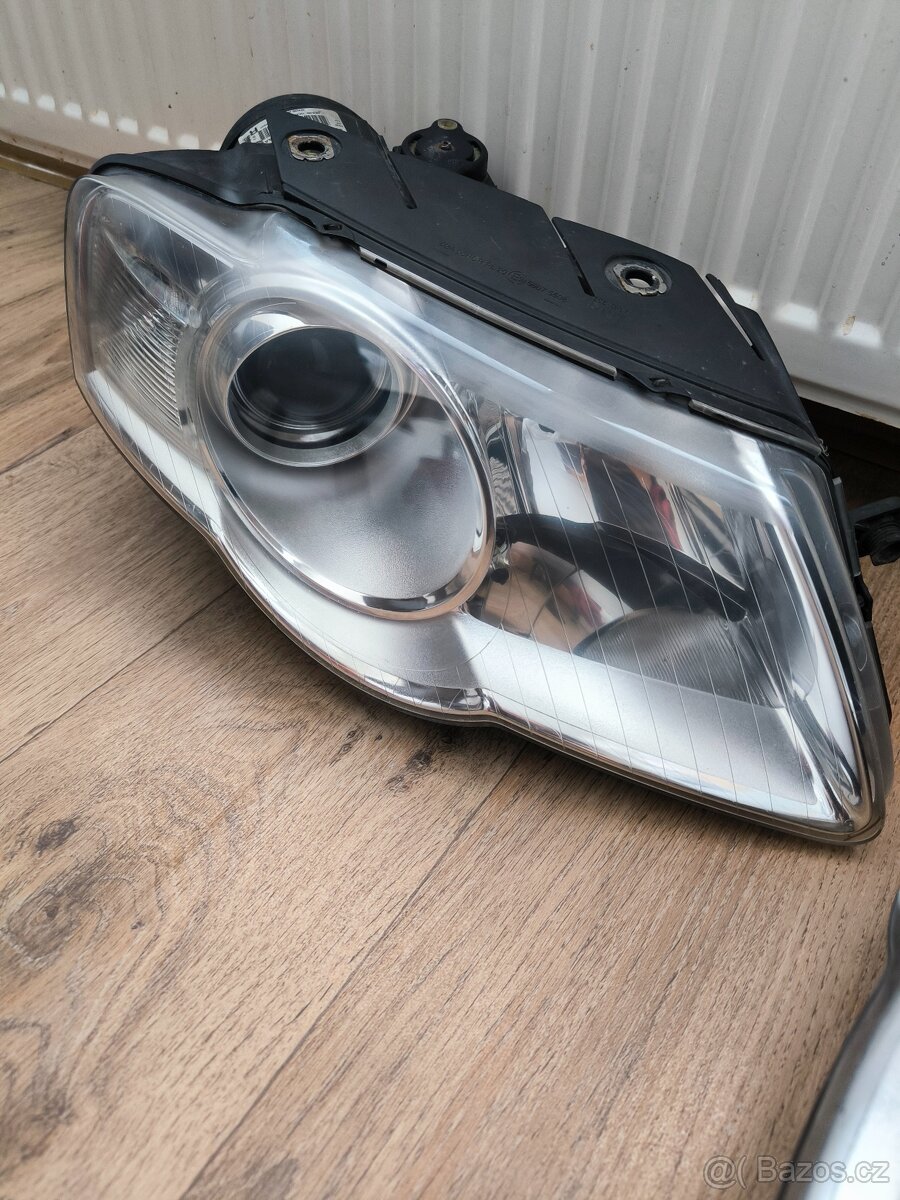 Pravé světlo VW Passat B6 - 2