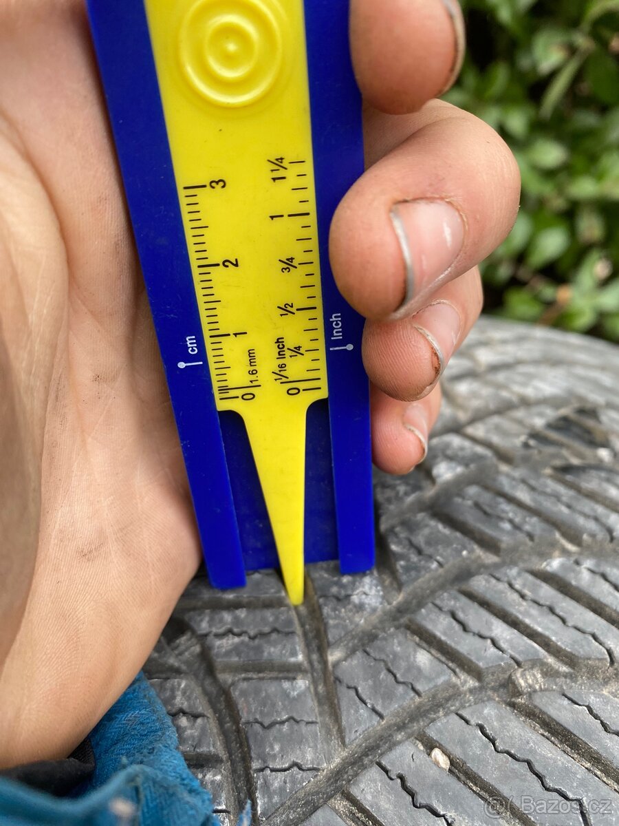 185/65 R15 92H Goodride 2x6mm dot2322 zimní - 2