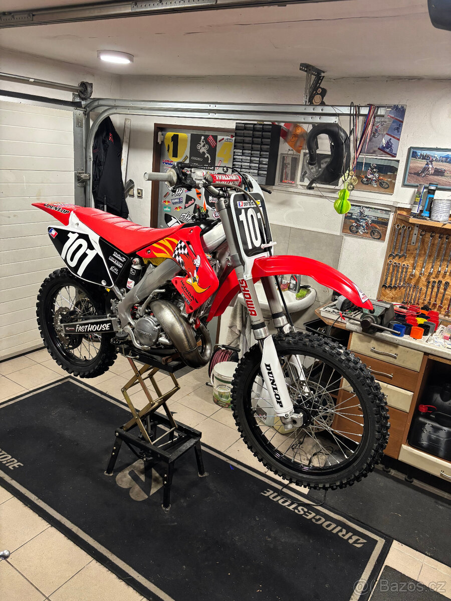 HONDA CR125R - 2