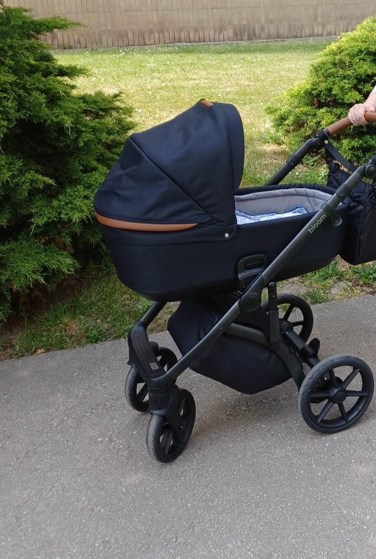 Kombinovaný kočárek Roan Bloom - 2
