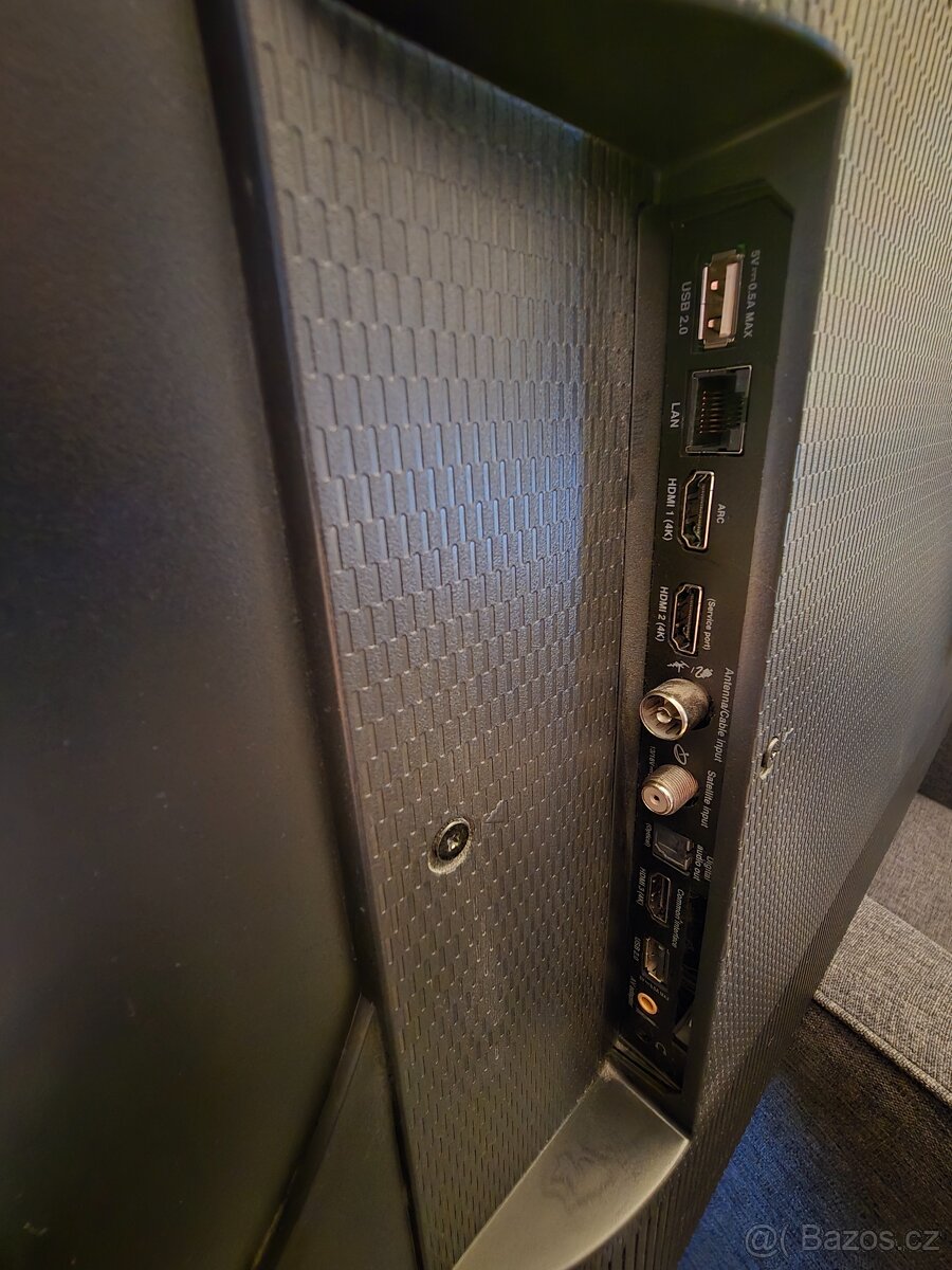 TCL 55" + držák na zeď - 2