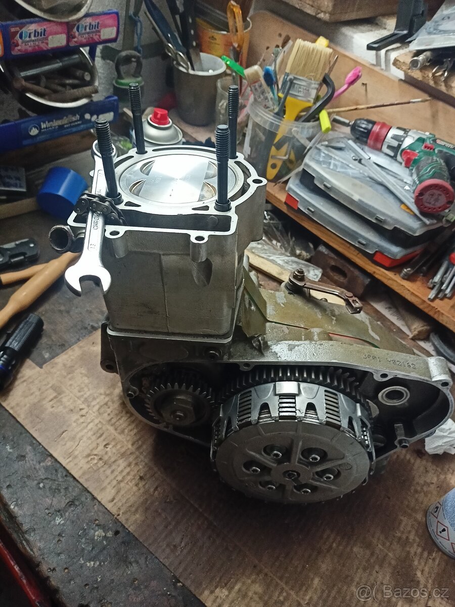 motor Husqvarna TE 610 – ostrá verze - 2