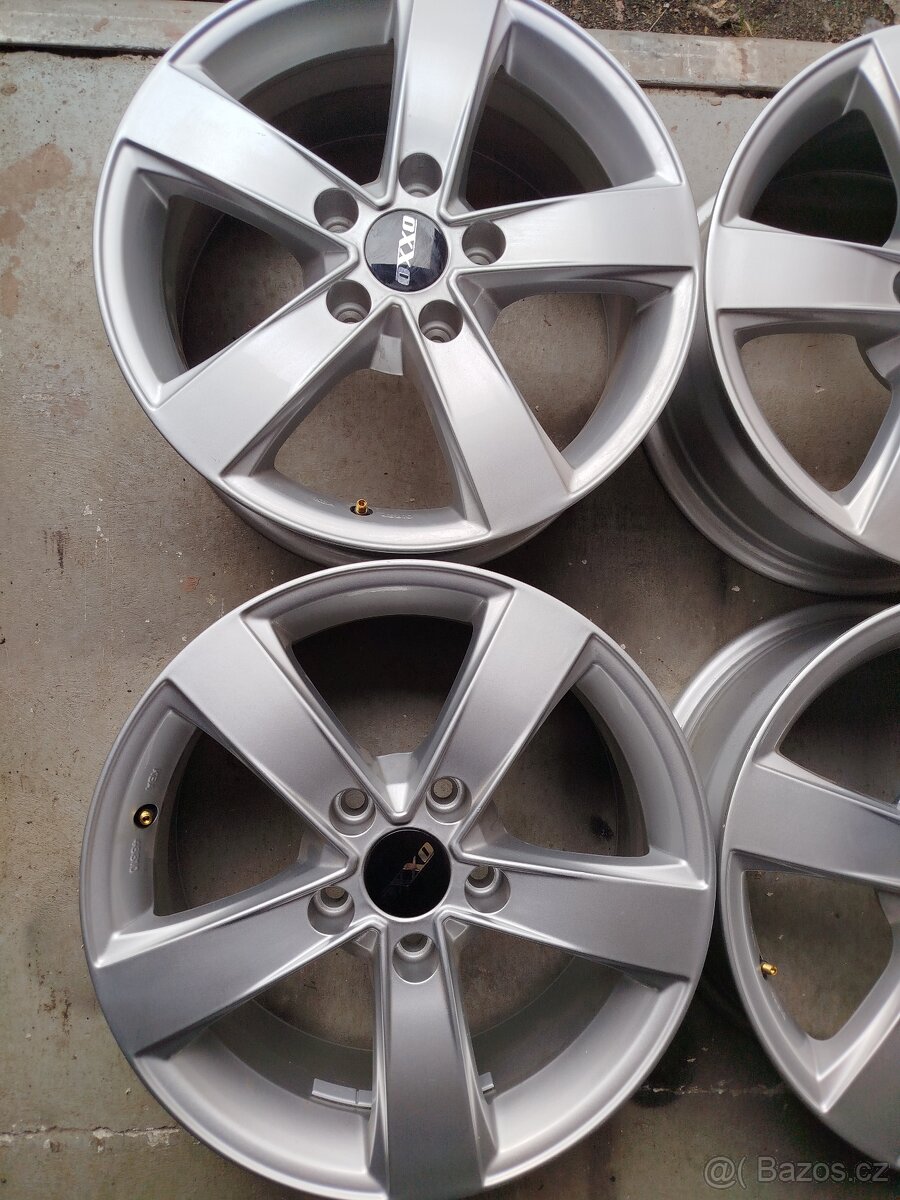 ALU Toyota 5x114,3 R16 6,5J ET-39 střed 60mm - 2