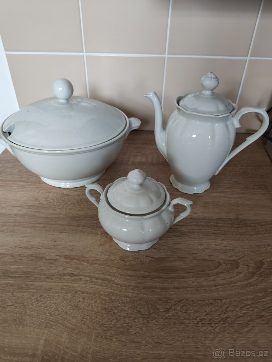 Polévková mísa, čajová konvice - 2