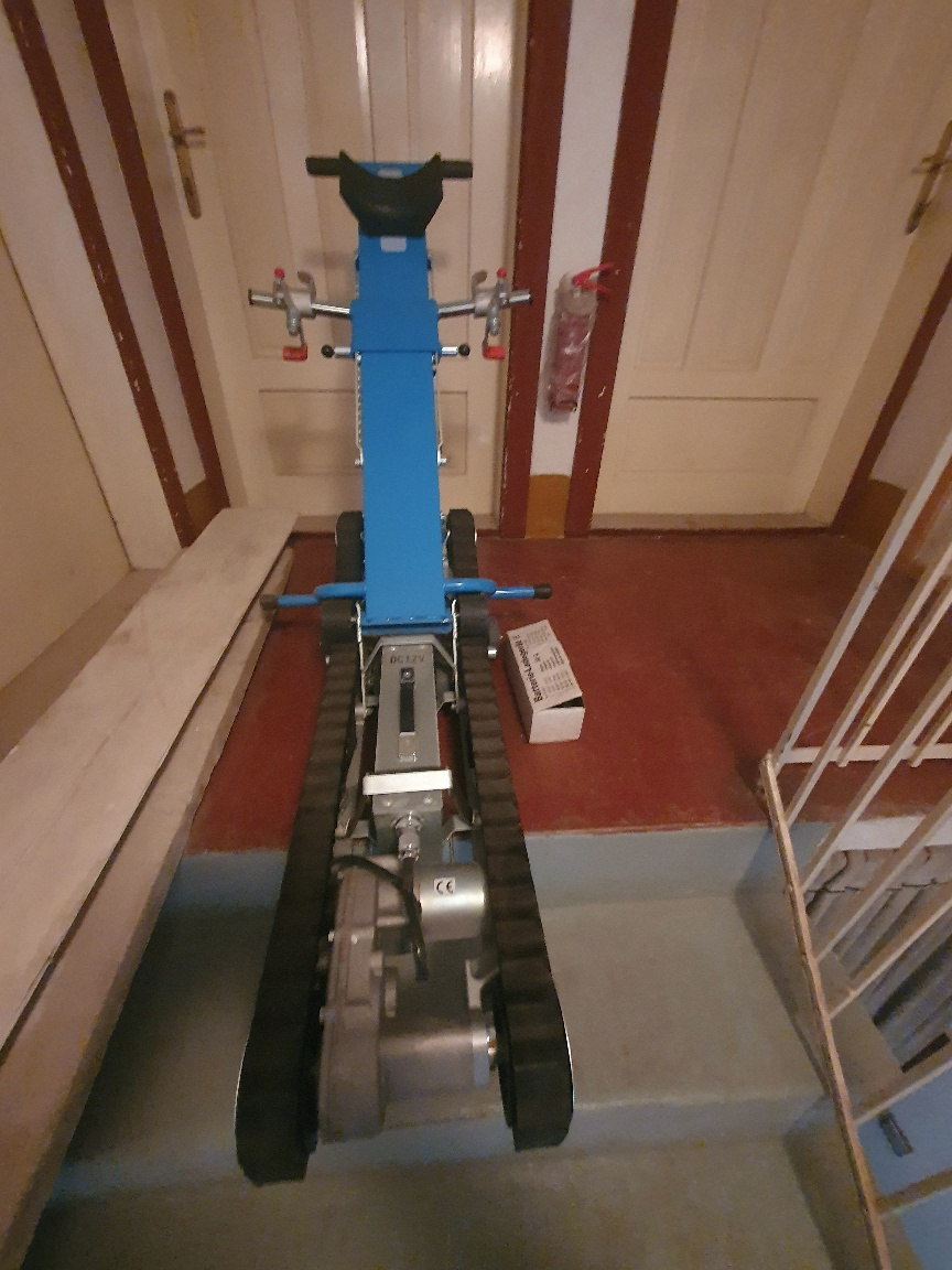 schodolez pásový - 2