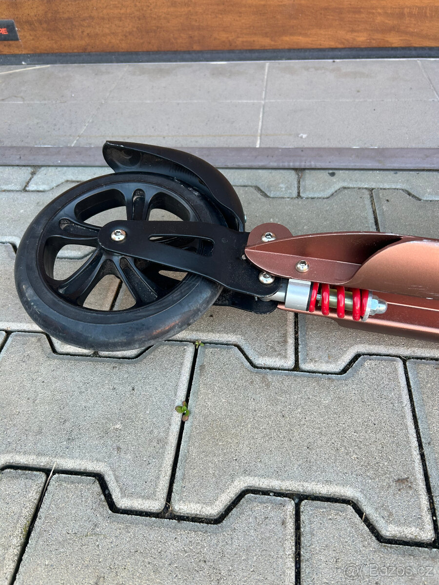 MICRO skládací koloběžka - 2