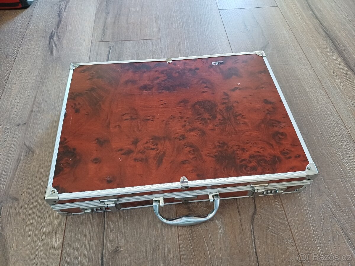 Bachmayer S.L.G. nová sada příborů, nožů, nůžek a brousku - 2