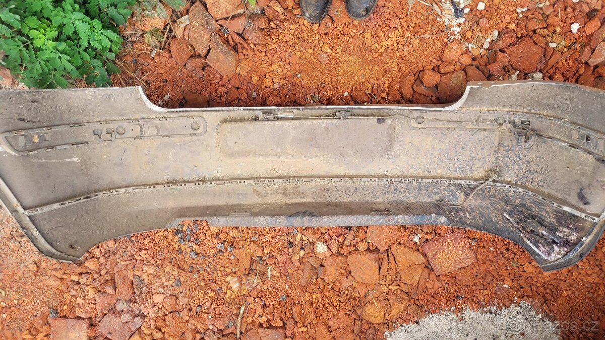 Zadni naraznik Golf IV 4 - 2