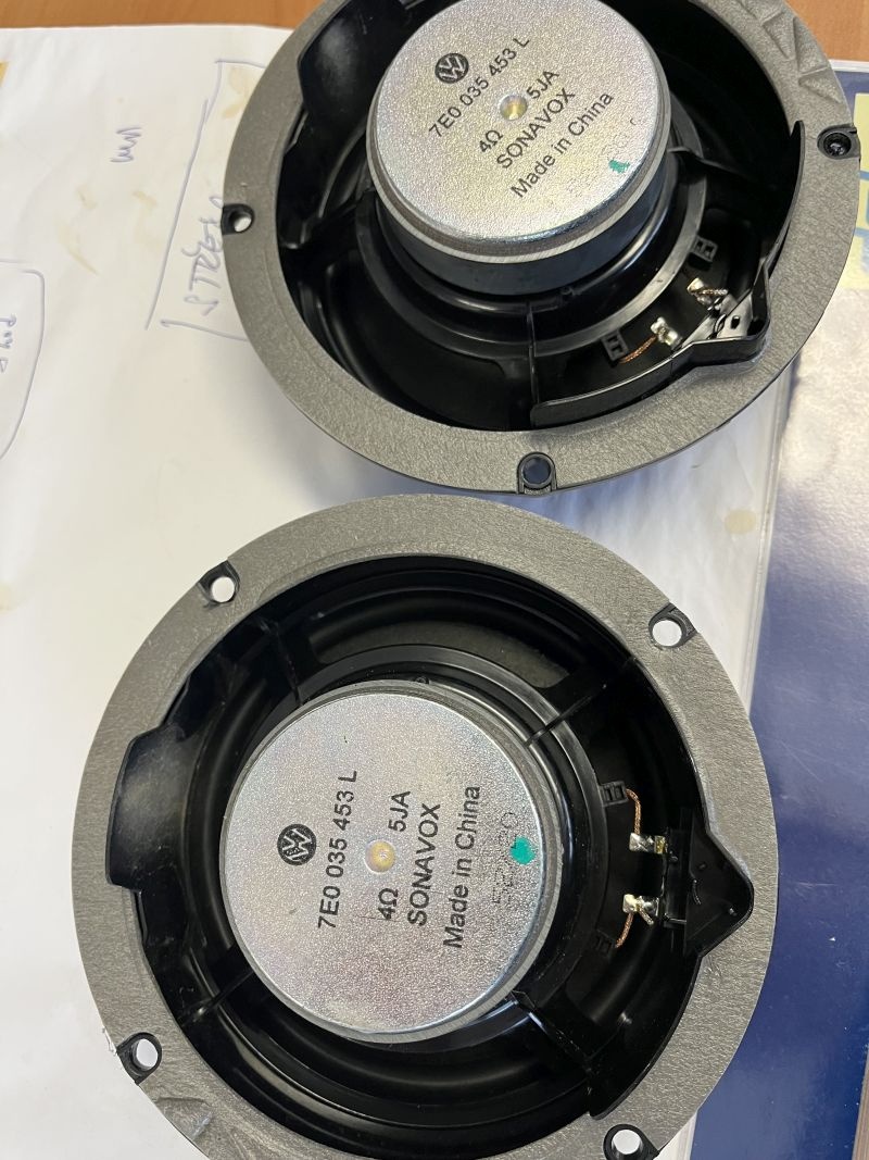 Reproduktory VW Multivan T6.1 - 2