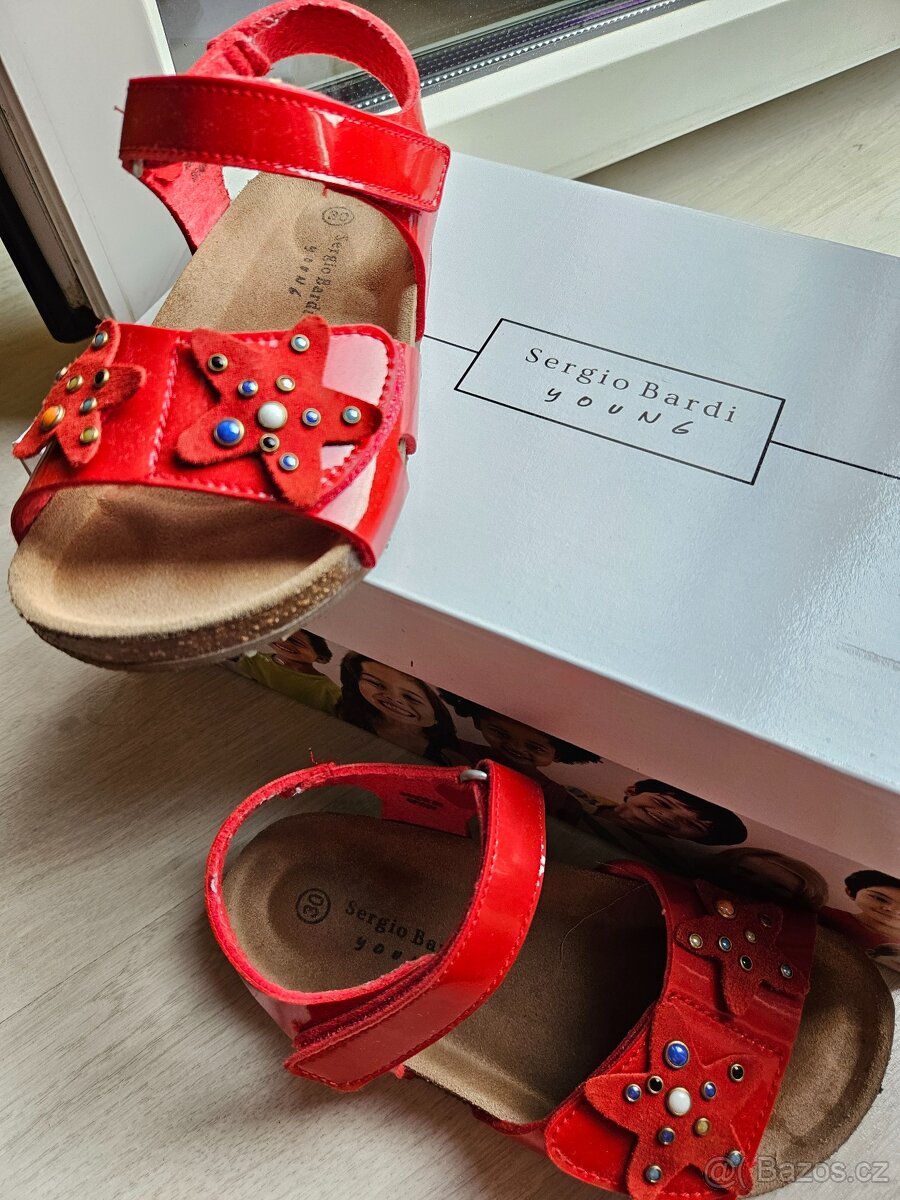 Dívčí sandálky červené vel. 30 - 2