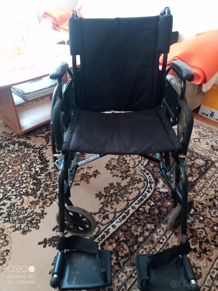 Invalidní vozík - 2