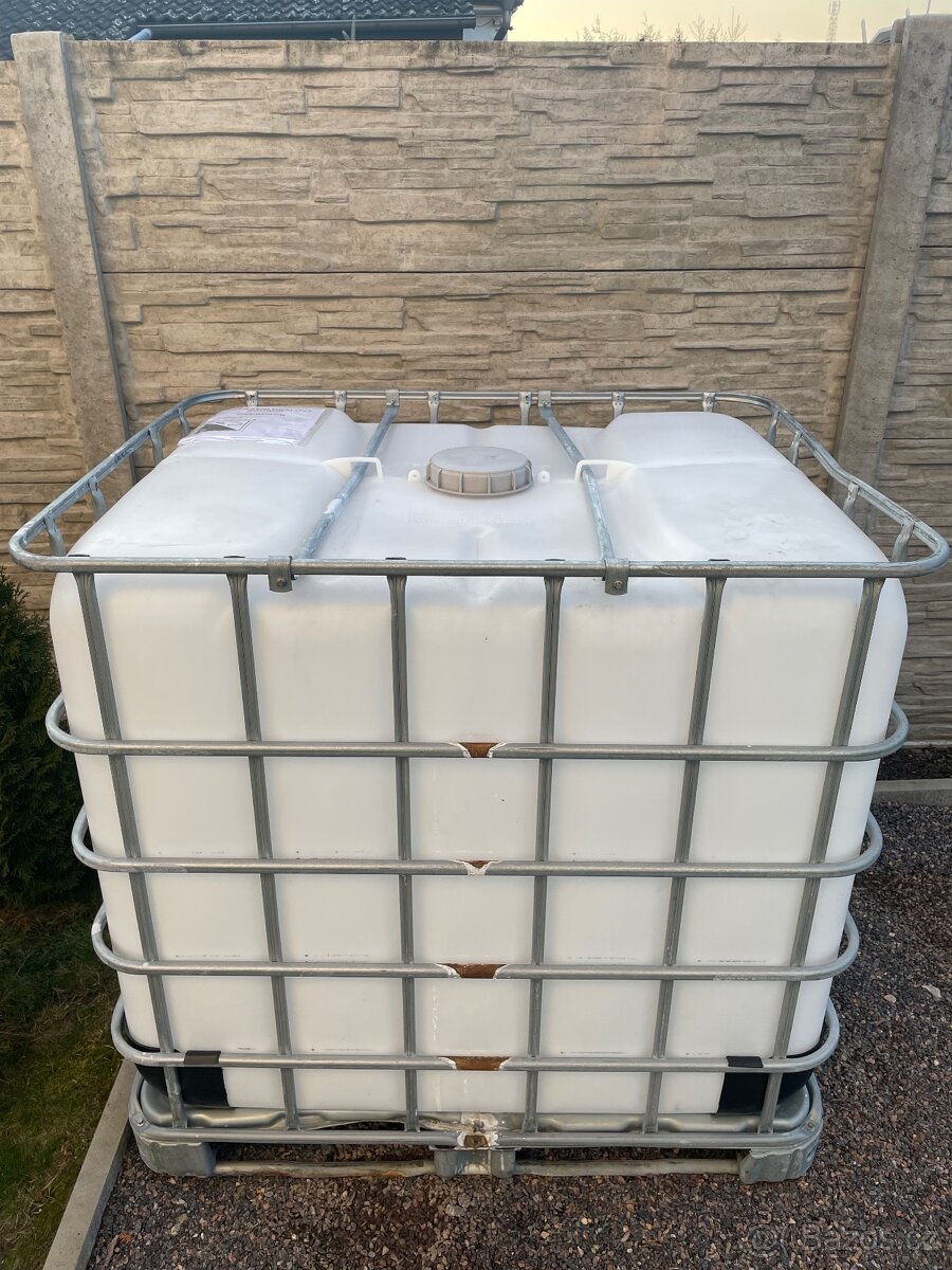 IBC kontejner 1000l vymytý. - 2