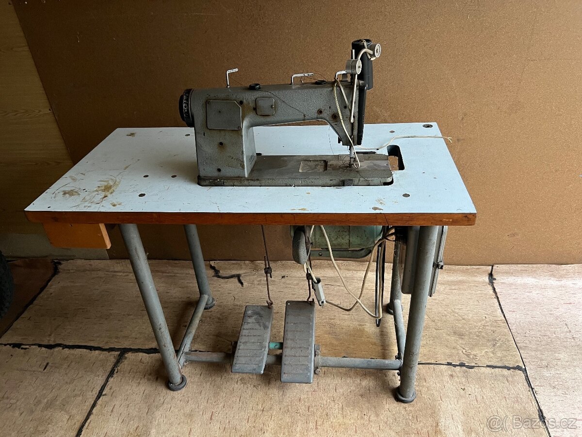 Šicí stroj Minerva - 2