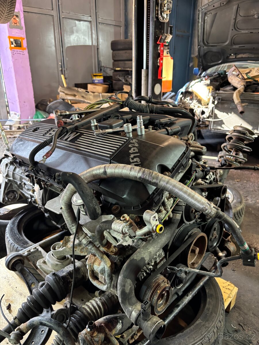 BMW m54b25 - 2