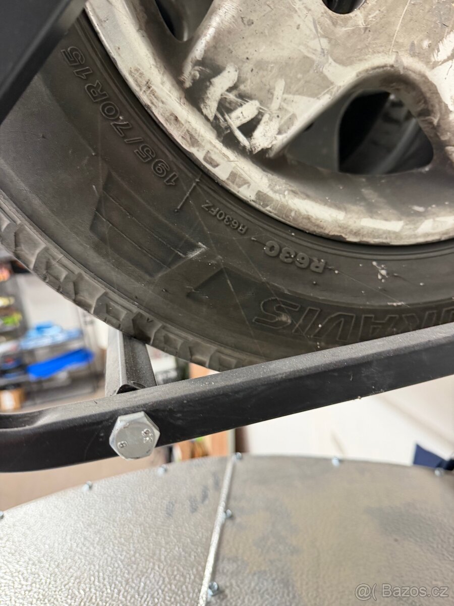 Kola Ford Transit - 2