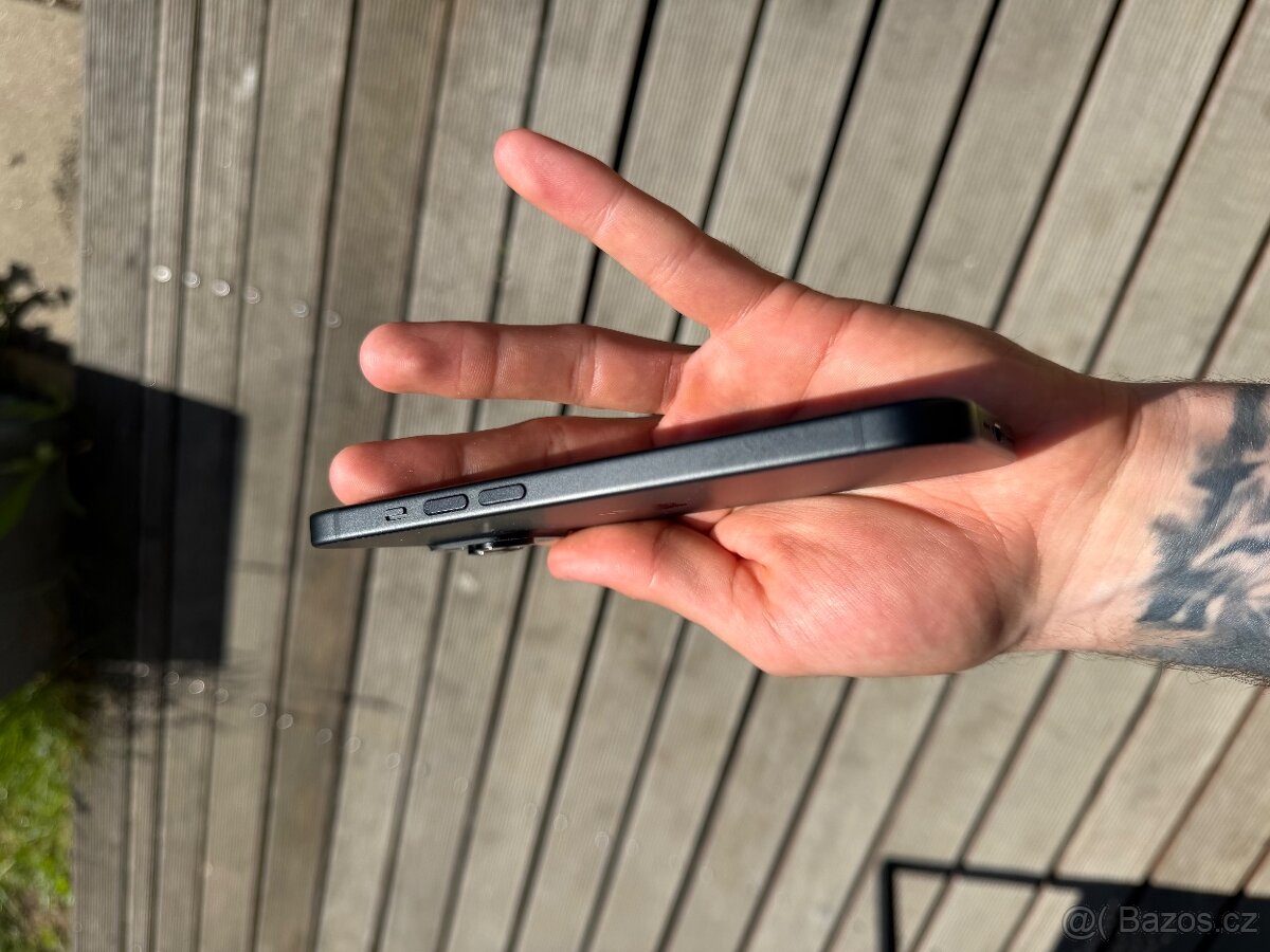 iPhone 15 128 GB - BLACK - 2