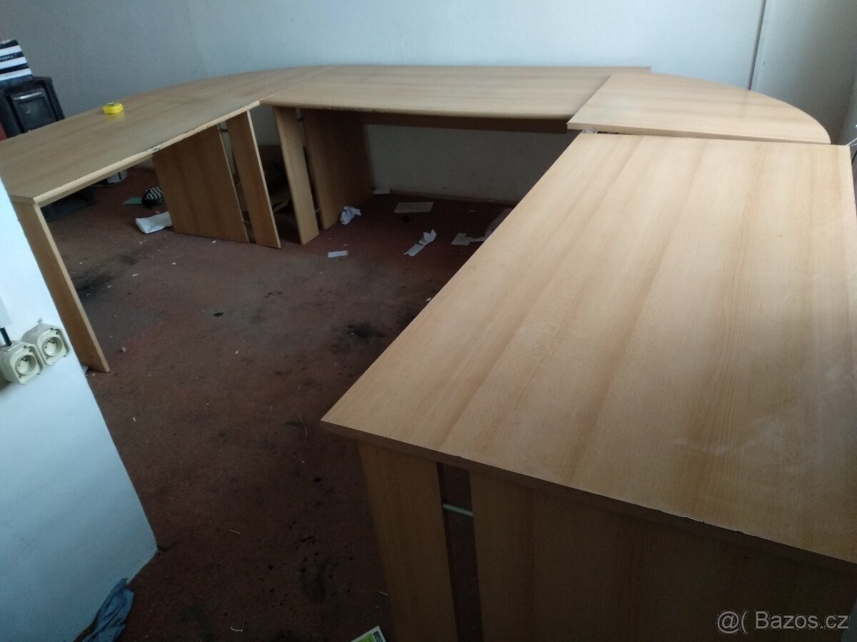 Daruji kruhový stůl - 2