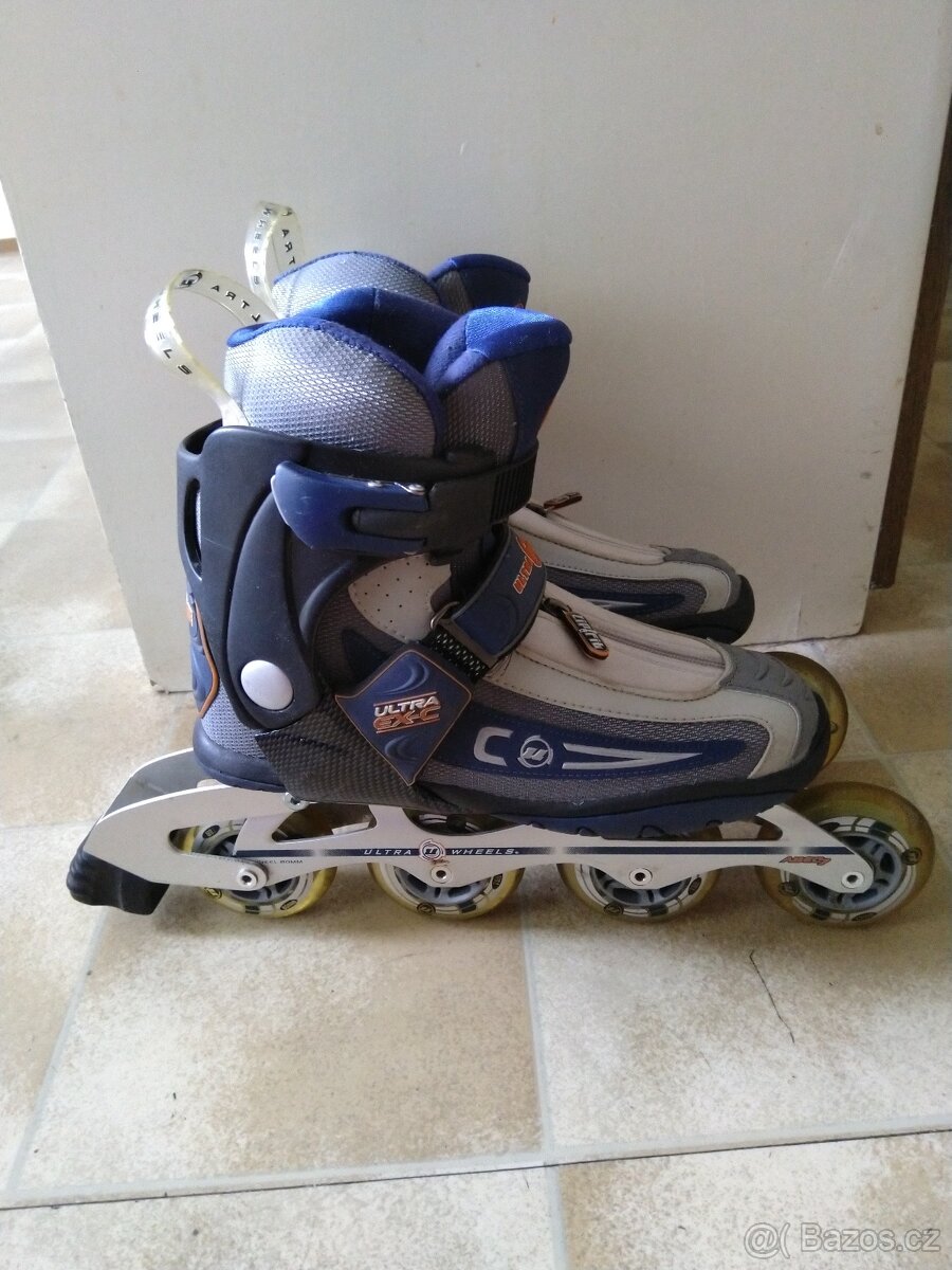 Kolečkové brusle. - 2