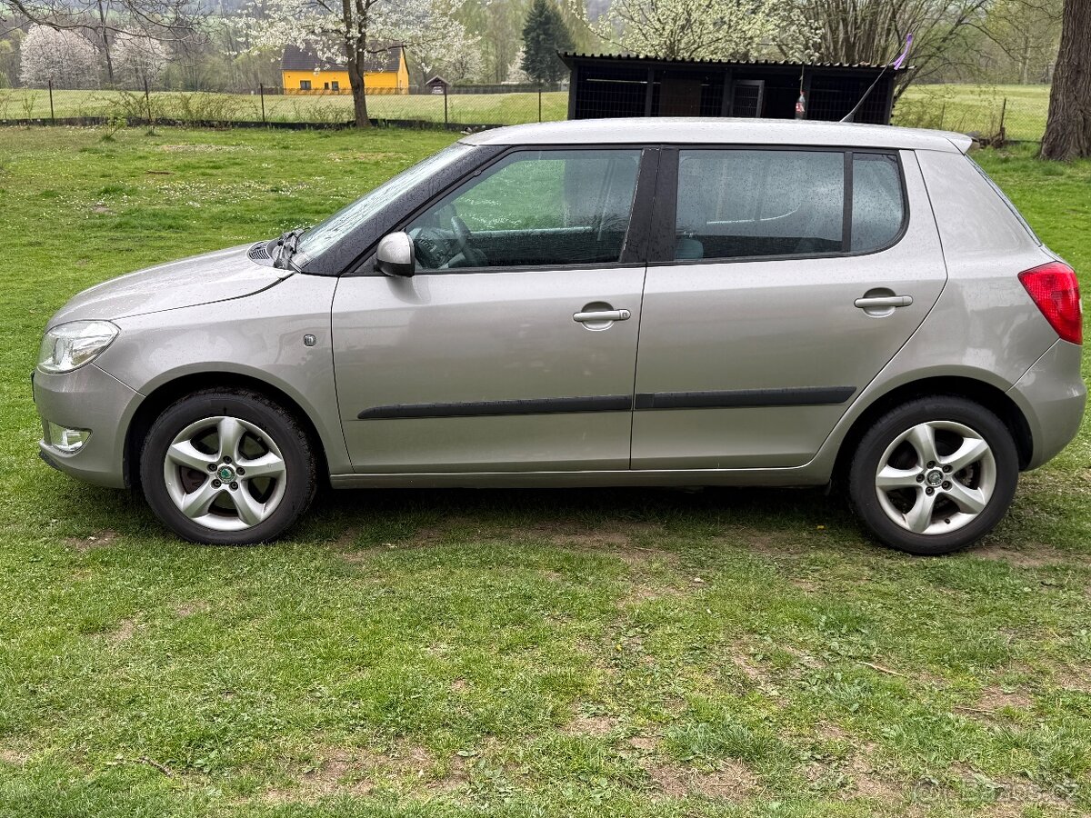 Škoda fabia - 2