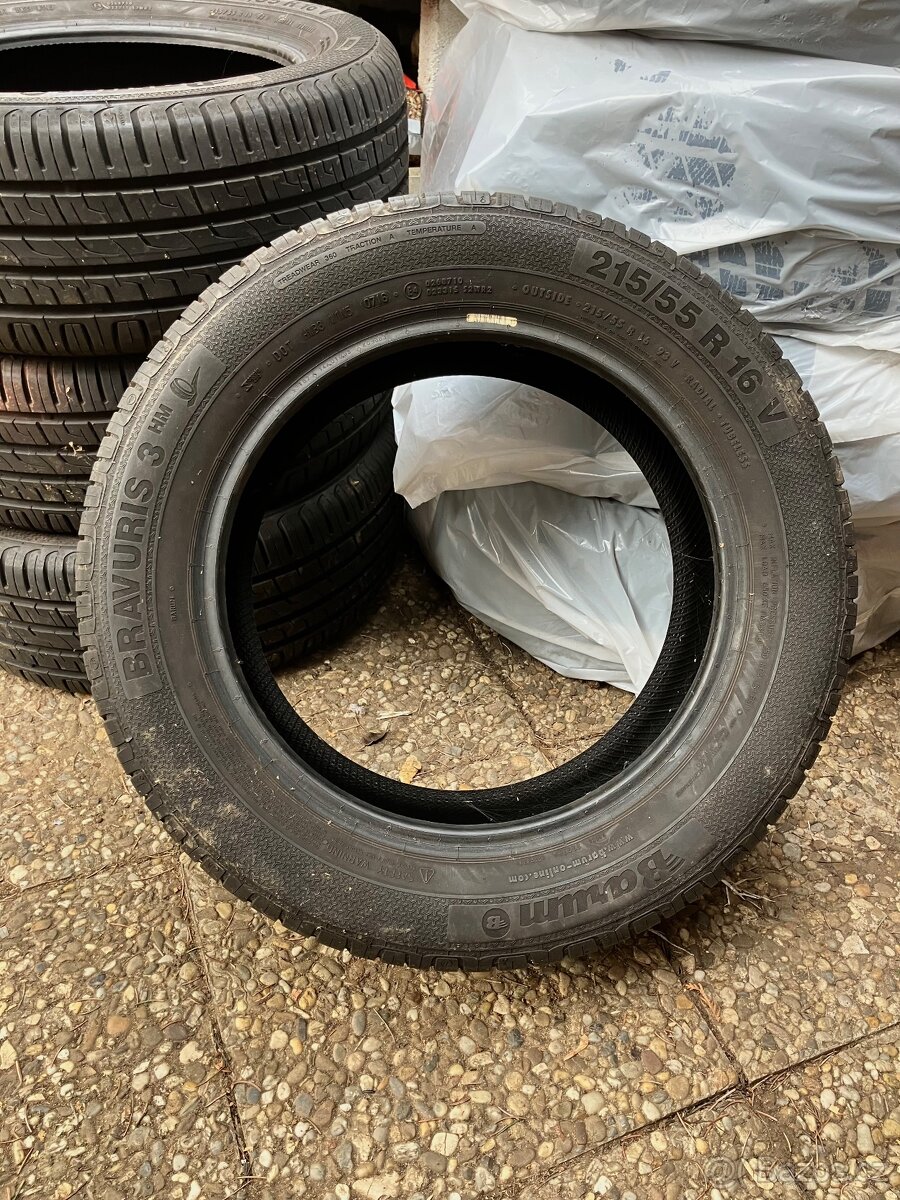 Nové Barum pneu 215/55 R16 - 2
