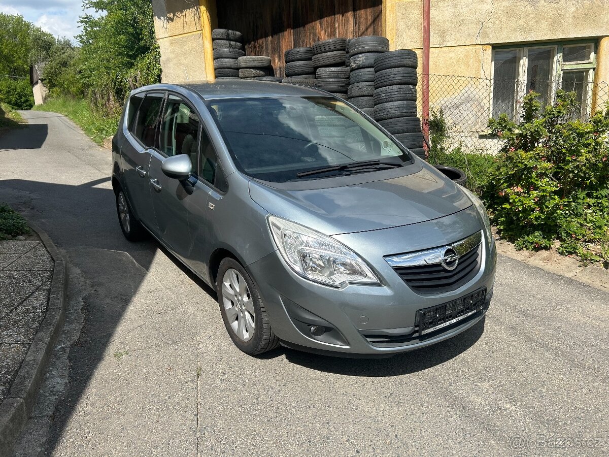 Opel Meriva 1,4i - 2