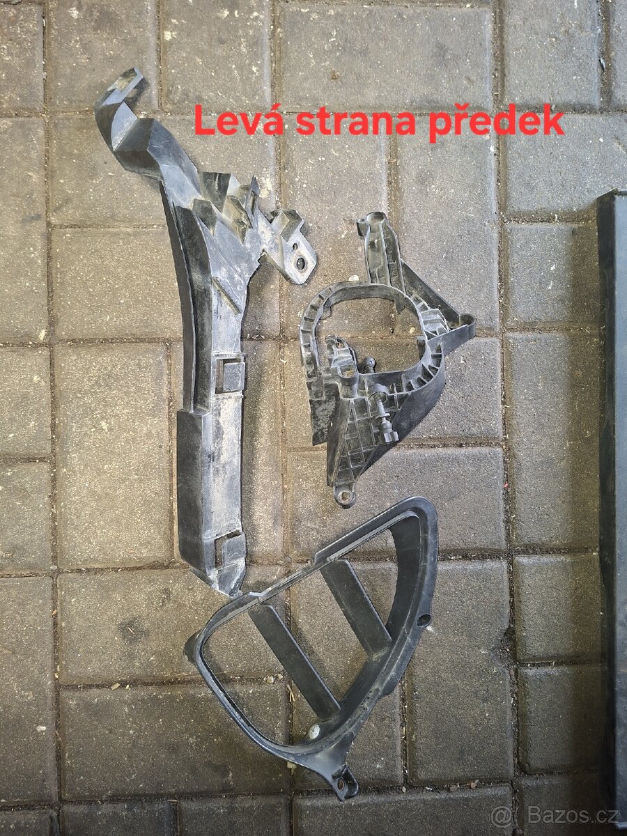 Honda CR-V 3 pár dílů - 2