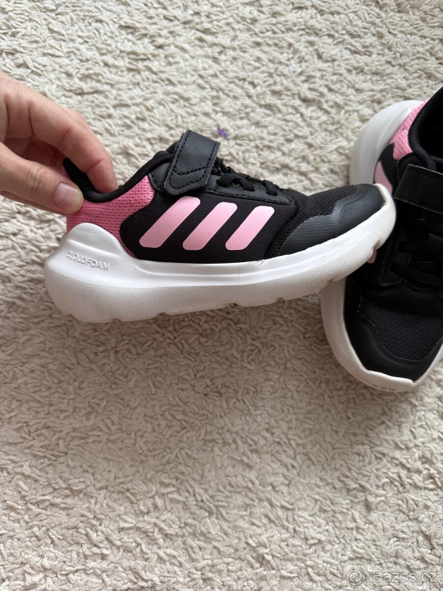 Dětské boty Adidas vel 30 - 2