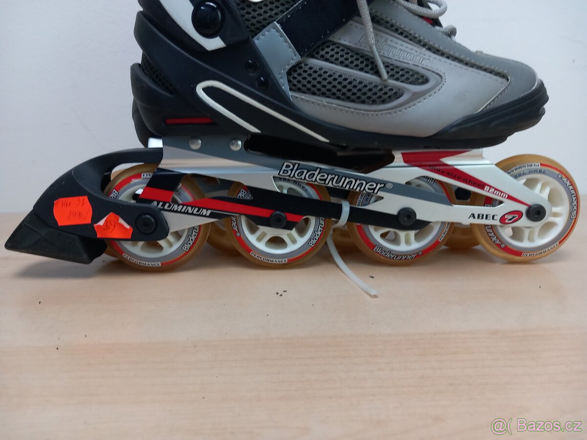 Inline brusle značky Bladerunner Pro XT - 2
