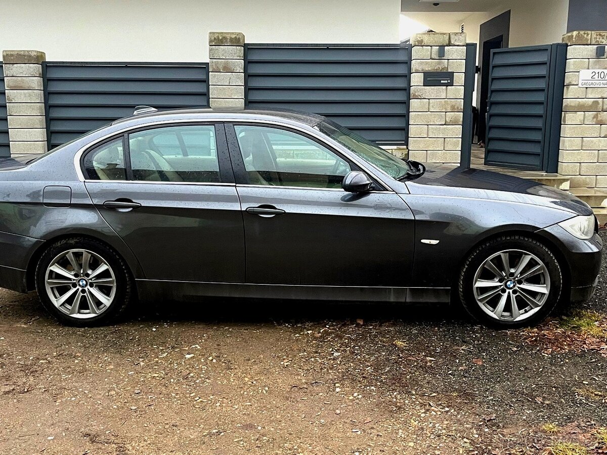 BMW 330i E90, N52, automat - 2