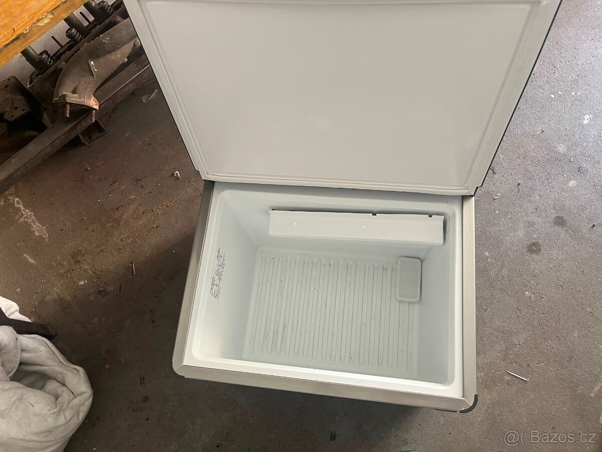 Plynová (absorpční) autochladnička Dometic ACX3 - 2