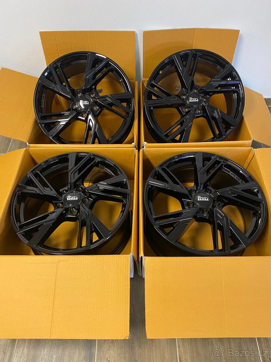 5x112 R18 MAM RS5 Black - 2