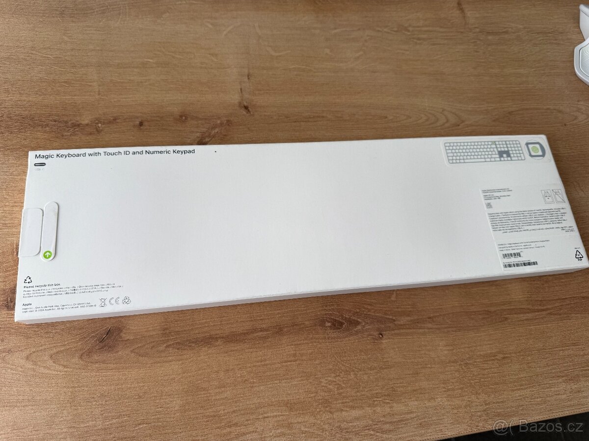 Nová Apple Magic Keyboard s Touch ID a numerickou klávesnicí - 2