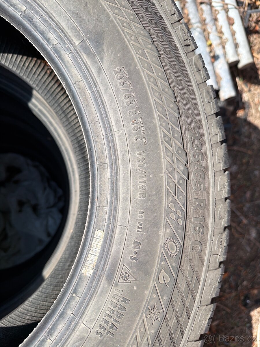 235/65/16 C letni - 2