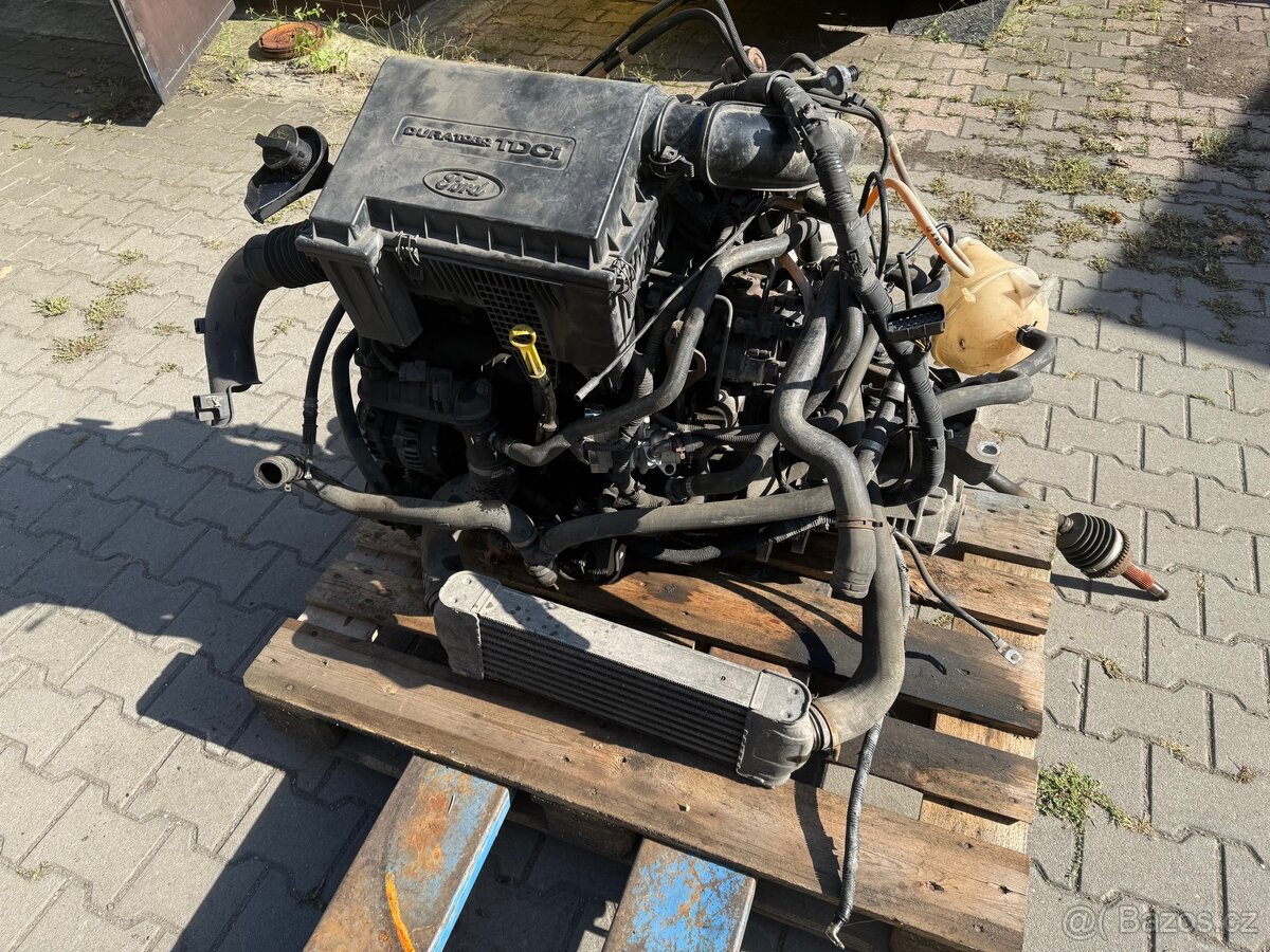 Motor Ford transit 2.2 63kw P8FA + převodovku - 2