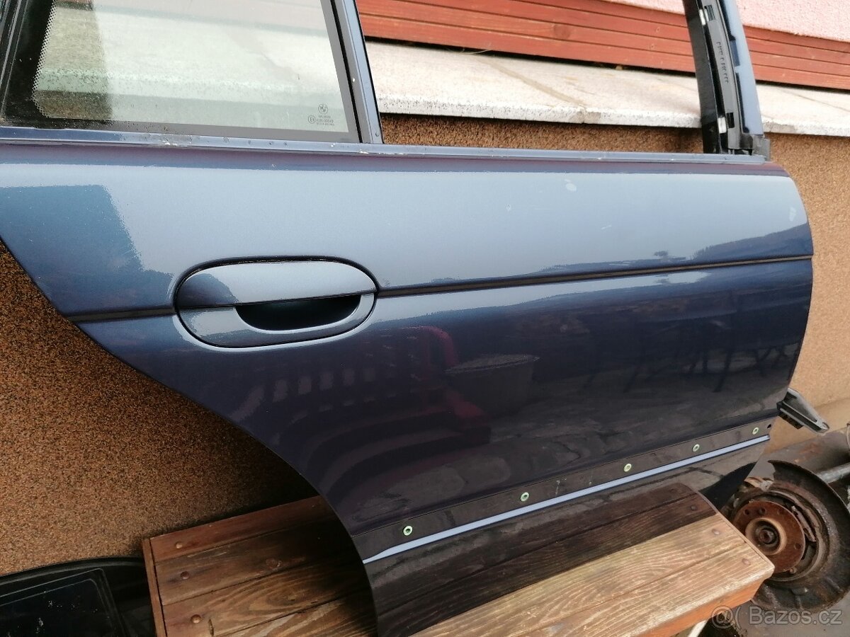 BMW E39 Touring PZ dveře - 2
