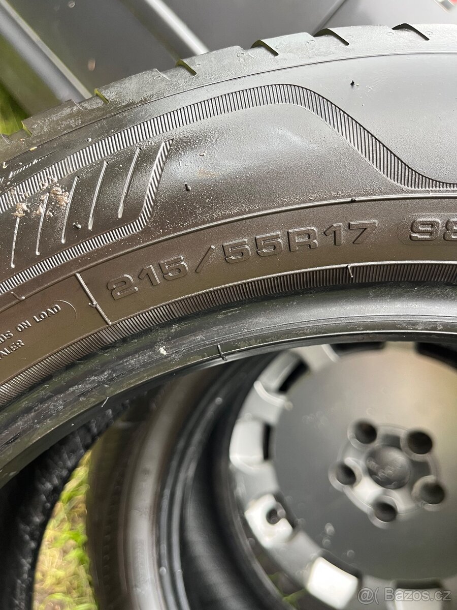 zimní pneu 215/55R17 - 2