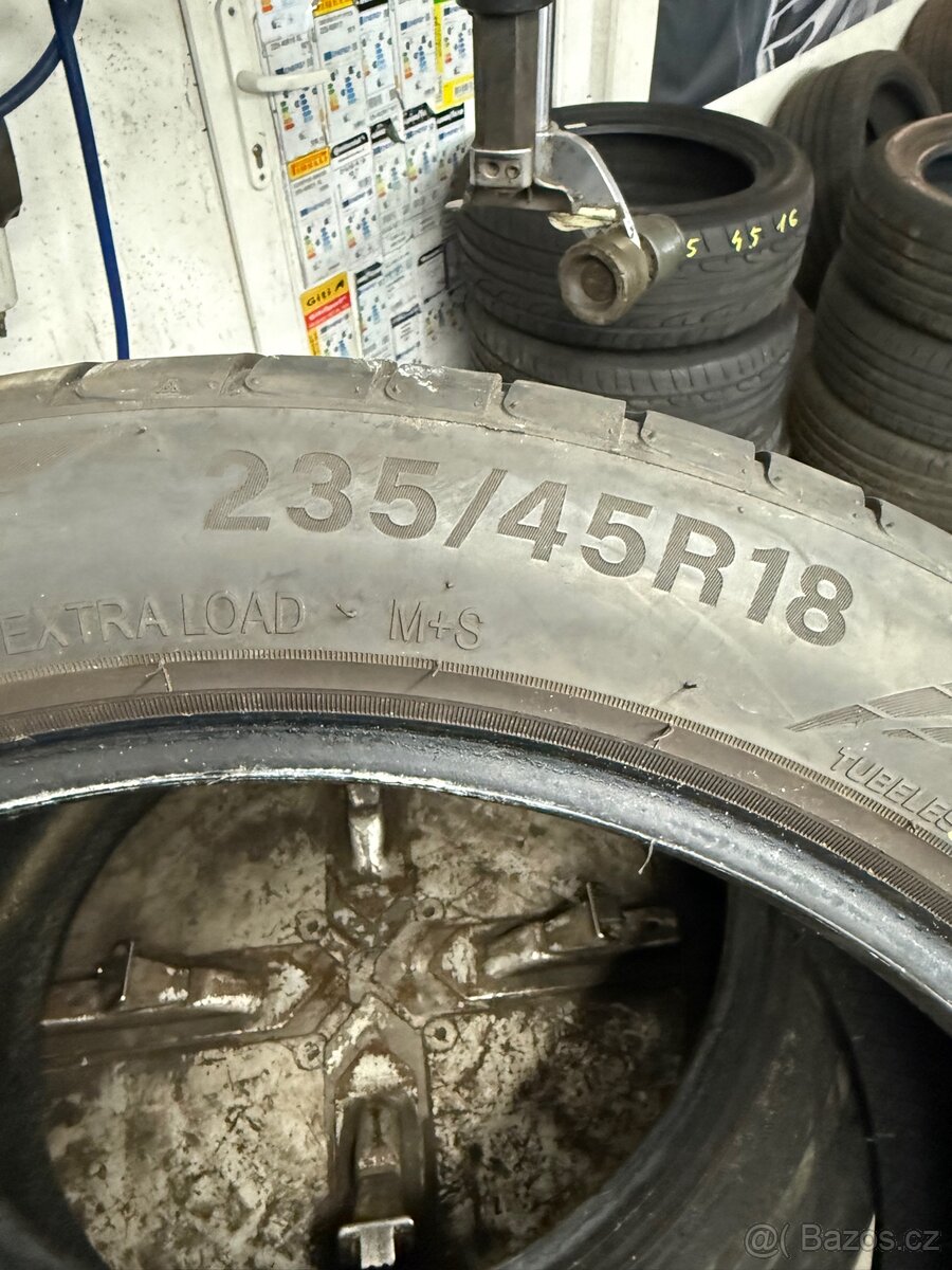 Letní pneu 235/45/R18 Triangle EffexSport - 2