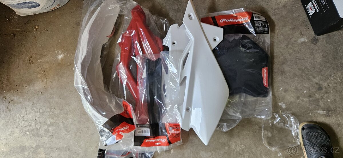 Plasty na husqvarnu - 2