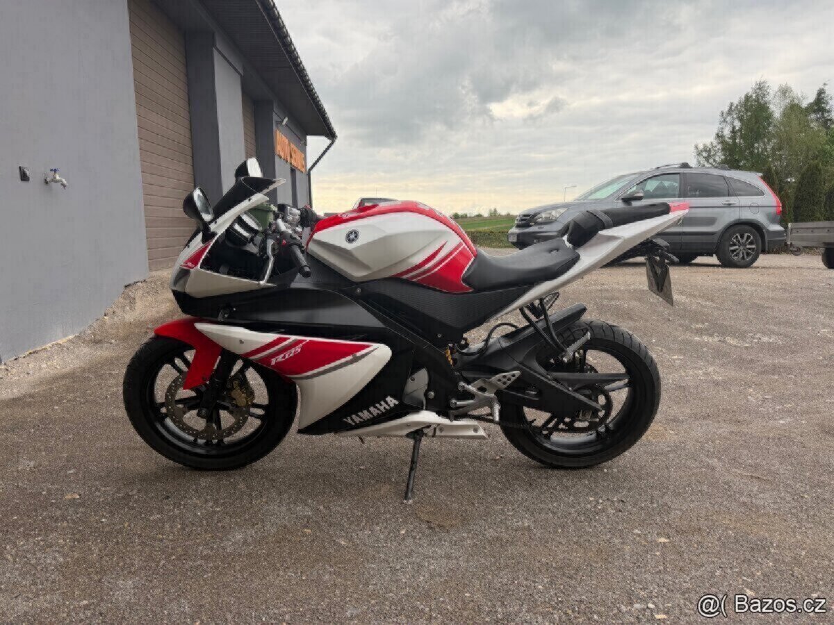 Yamaha yzf r125 - 2