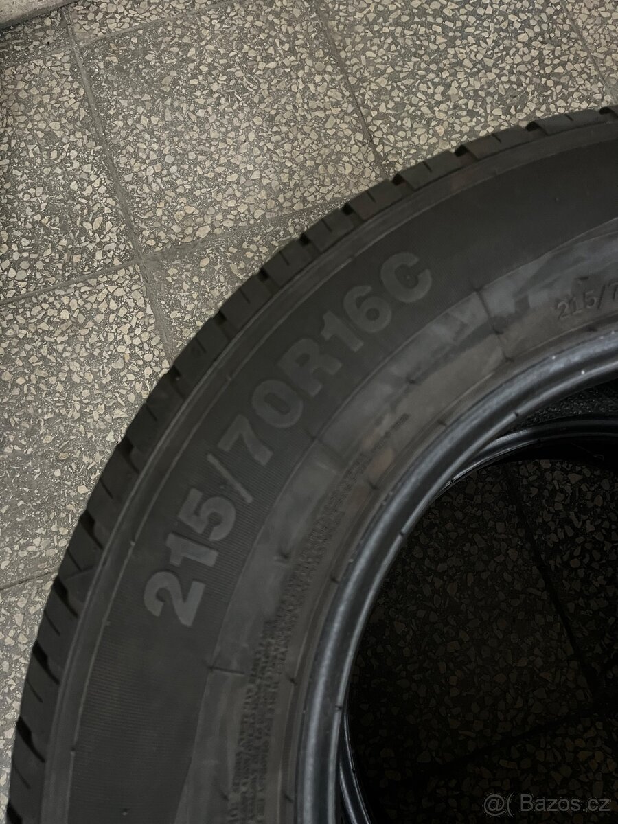 2xletni pneu 215/70 R16C - 2