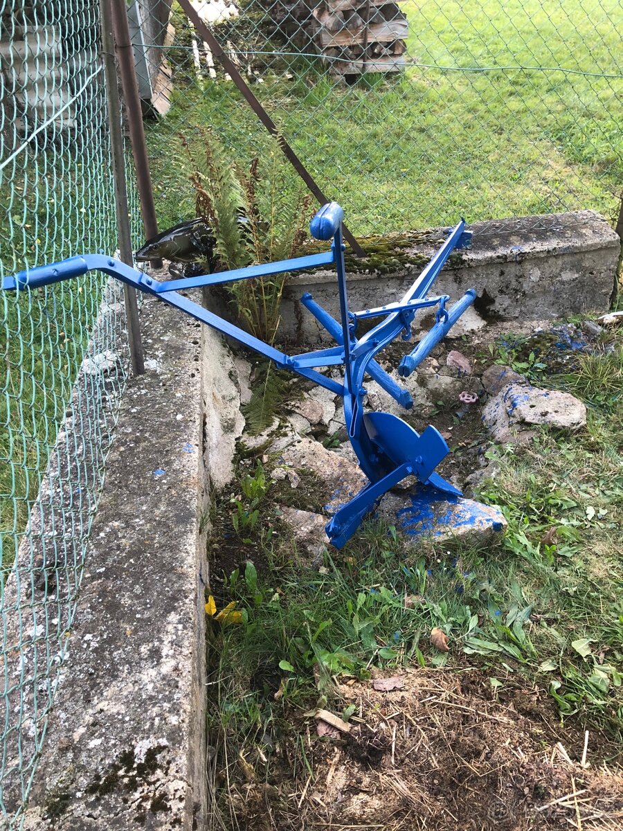 Zemědělský stroj. - 2