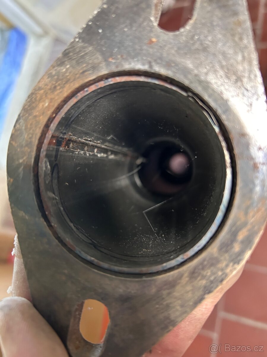 Tlumič Volvo V50 2.0 D - 2