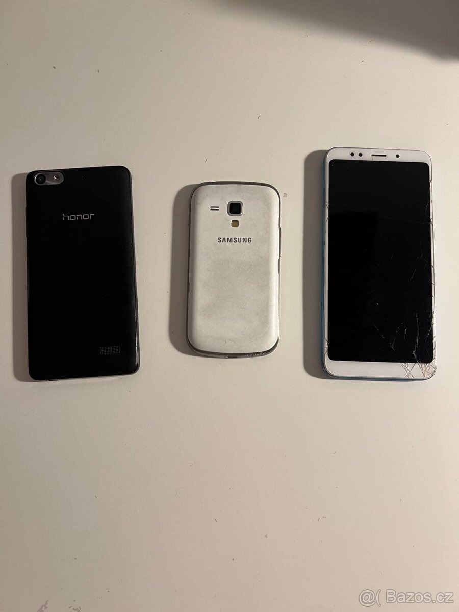 3 Mobily Telefony na ND, čtěte popis - 2