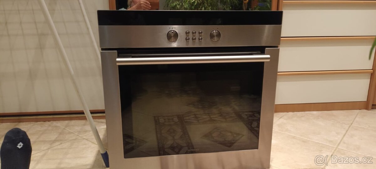 El. vestavná trouba Siemens - 2