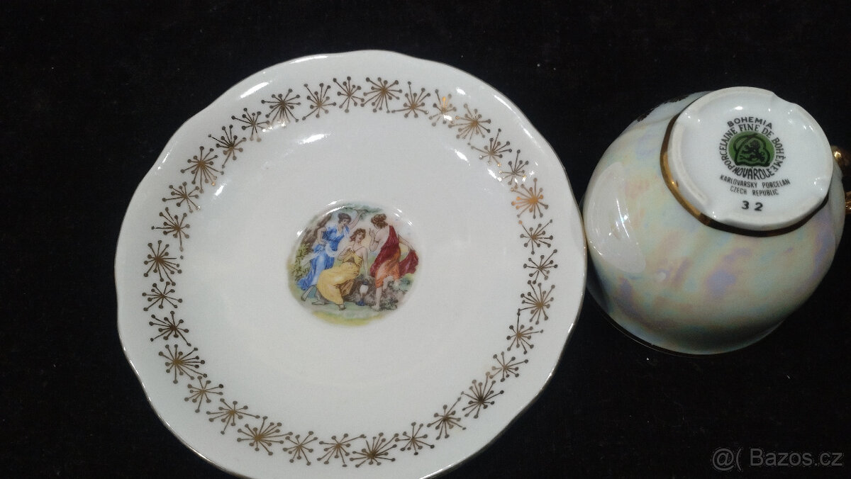 Porcelánový hrníček , talířek , Karlovarský porcelán . - 2