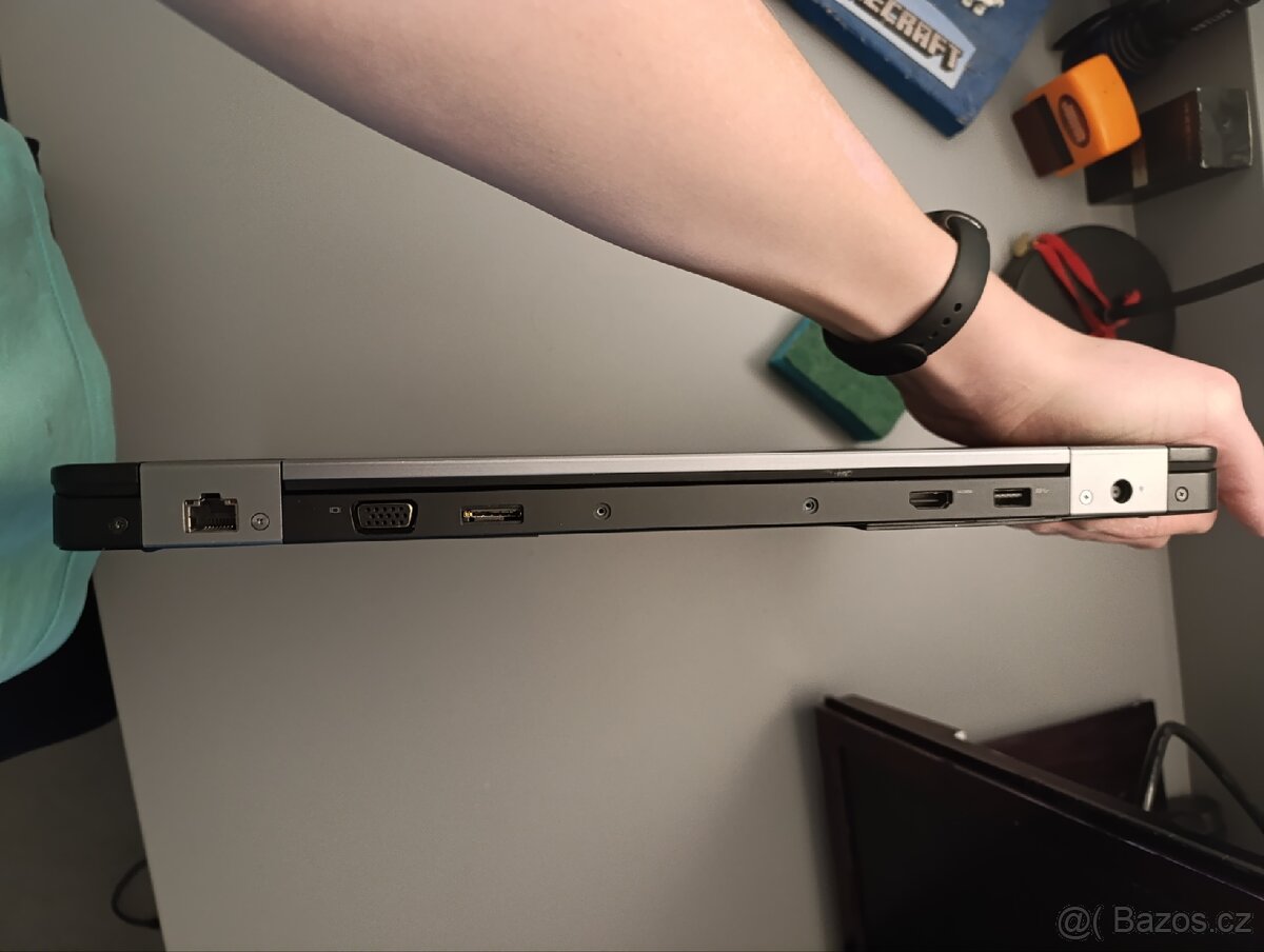 Notebook Dell na díly - 2